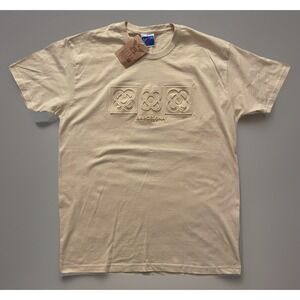 New Barcelona Spain Short Sleeve T-Shirt Safon 3D Graphic Beige Large NWT JBHS